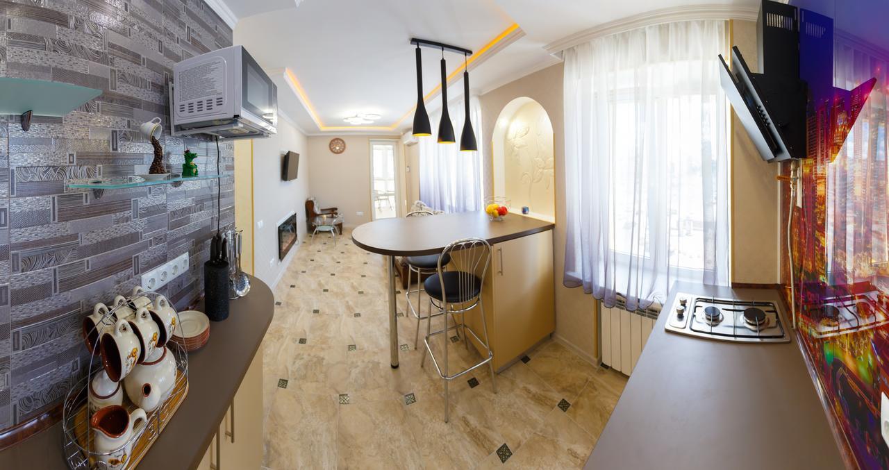 Apartment Near Railway Station Kyiv Exterior photo